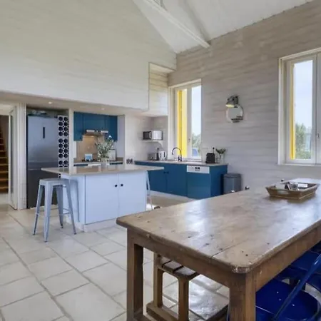 بيت للعطل Maison De Caractere, Vue Panoramique - 8 Pers. - Fr-1-879-37 لو بورت - دي - بارك